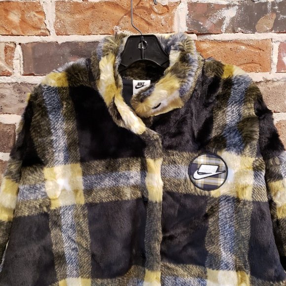 Nike Sportswear Oversized Plaid Faux Fur Jacket Coat Womens Sz XL NEW DD4541-010 - Picture 7 of 15